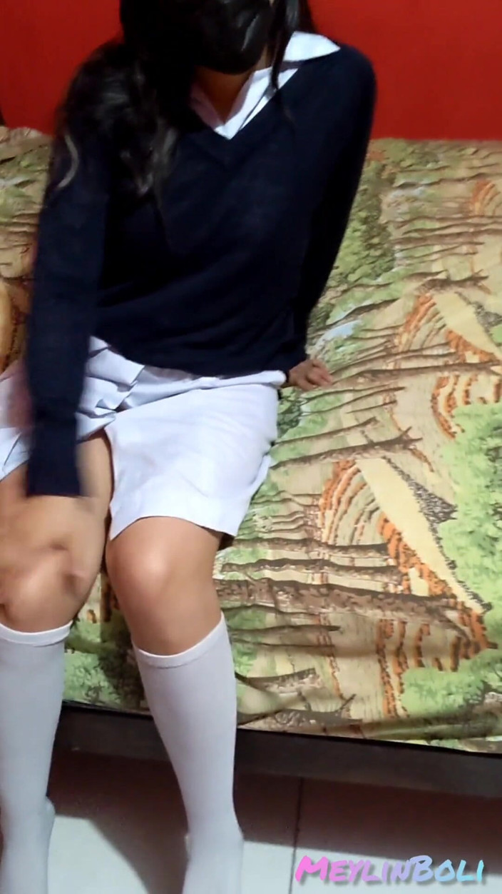MeylinBoli: Innocent Student Girl Fucks in a Motel with Her Teacher