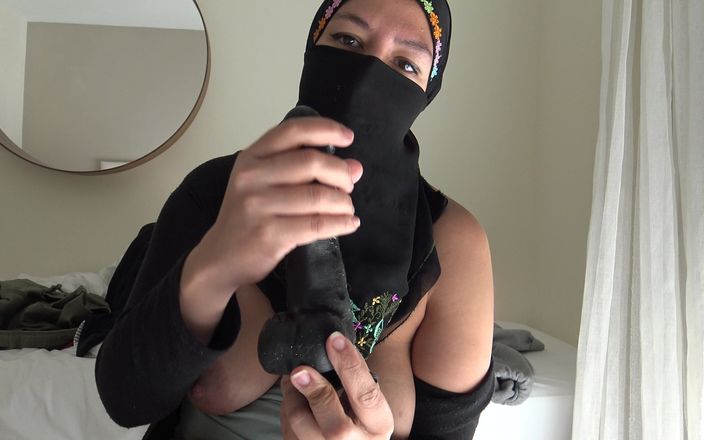 Souzan Halabi: Egyptian Bisexual Cuckold Wife BBC Black Dick