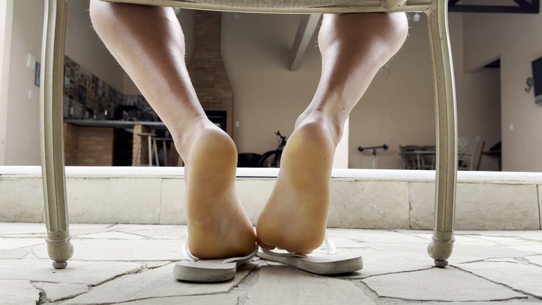 Euthiagosc: Come Swallow These Feet