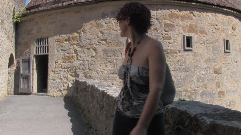 Popp Sylvie: Seks tegar Di mana Pelancong Biasanya