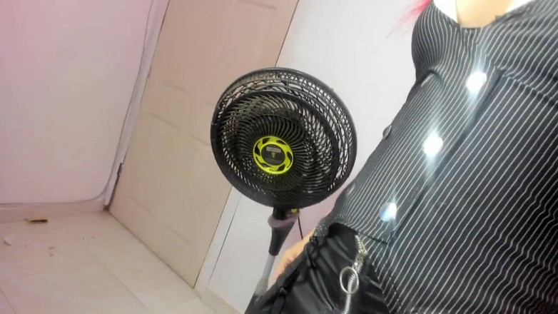 Ariana Unicorn: Sperma della segretaria