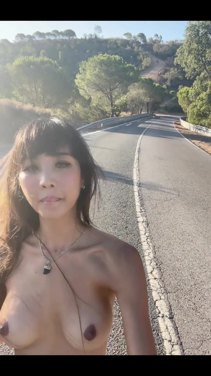 DaringKiara: I Need a Ride