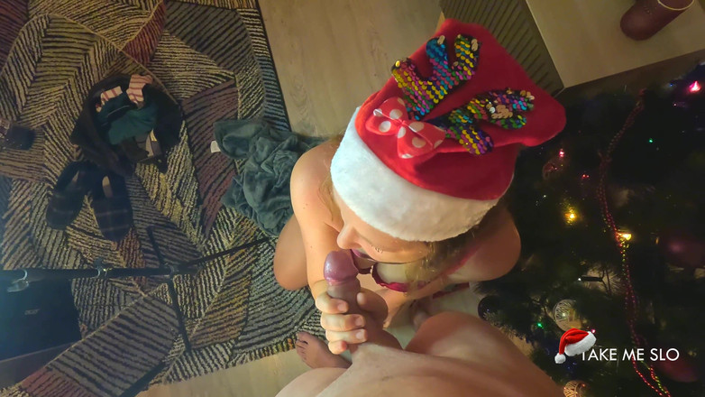 TakeMeSlo: God jul med fru Ana Slo en långsam avsugning med...