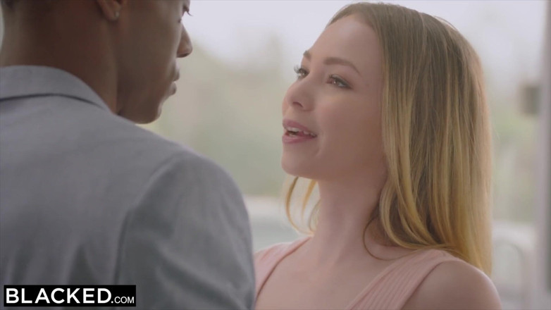 Blacked: BLACKED - drobna blondynka z największym bbc na świecie