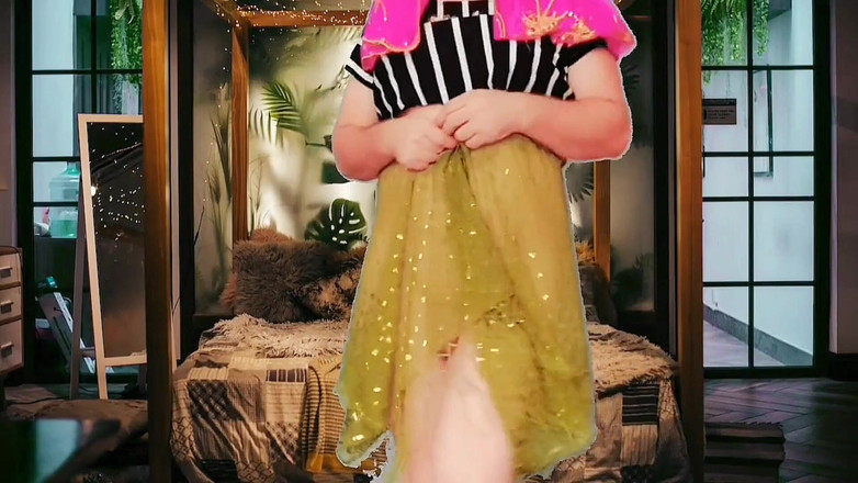 Kitty_Cross: Dolce trans posa delicatamente nella morbida luce di candela