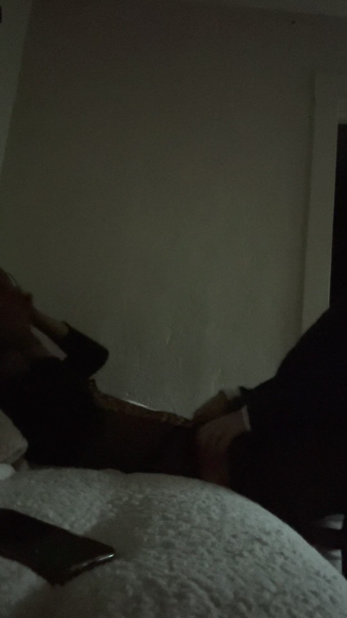 Reno Hot Wife: Esposa infiel convida o vizinho para um café