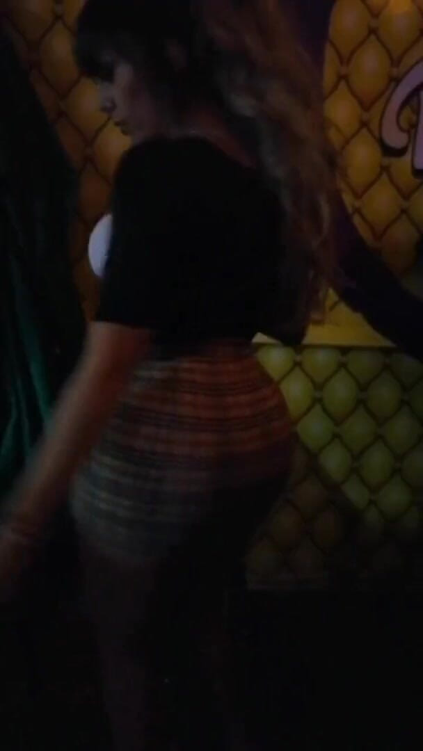 Barbietransxxxx: Tranny shows the body