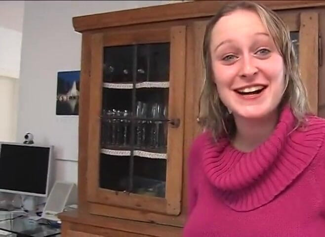 Porno Cloud: Anna- la casalinga più eccitante di sempre