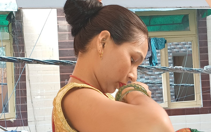 Kavend91: 방 주인이 임대료를 수거하러 왔고 임대료를 얻지 못할 때 섹스를 시작했습니다.