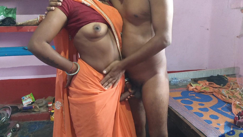 Sobha rani: Trưởng khoa bệnh viện madam bị bác sĩ đụ khi chồng...