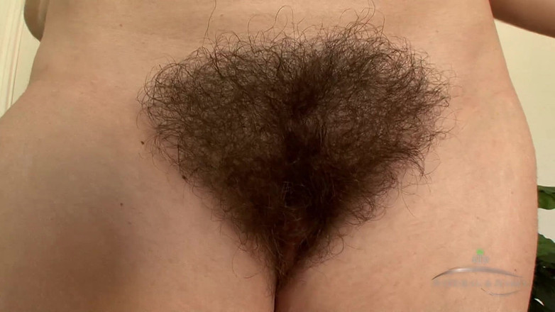 ATK Hairy: Simone delilah回来了，并接受了对花的采访