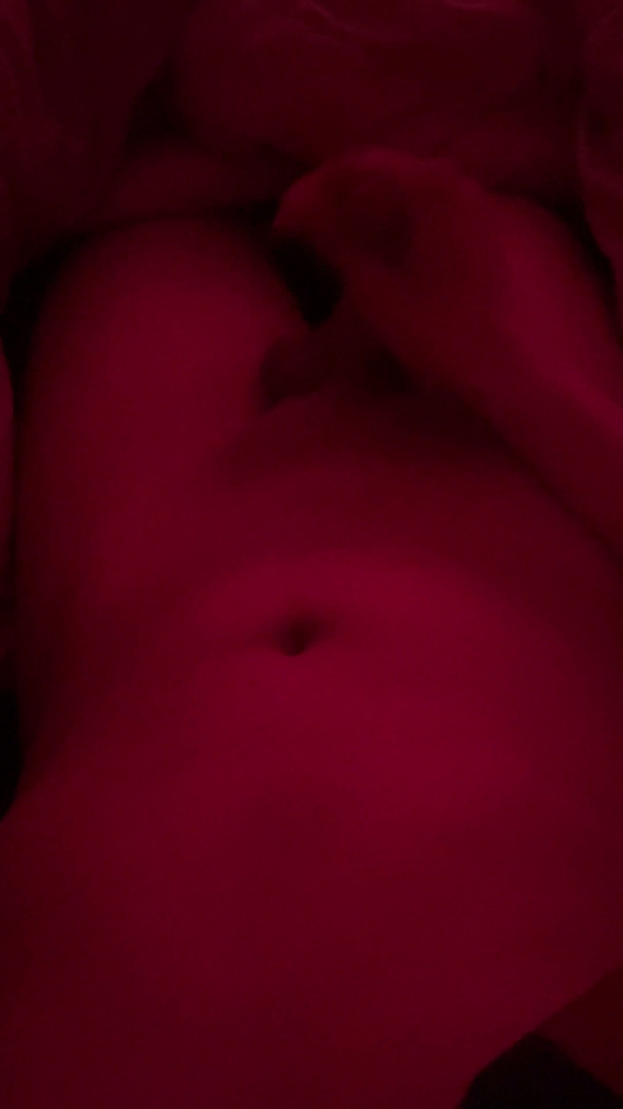 Ashaf_kayden: Primo video, segando nel mio letto
