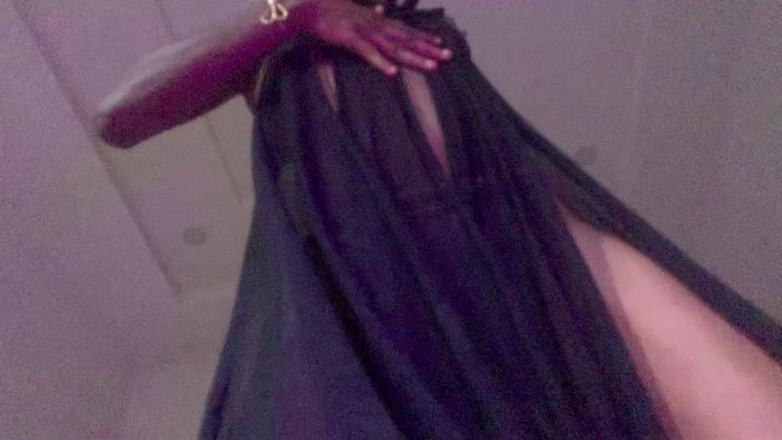 DivaHouz: Slow Motion Ebony Teen Sexy Dance Winding Wet Pussy Close...