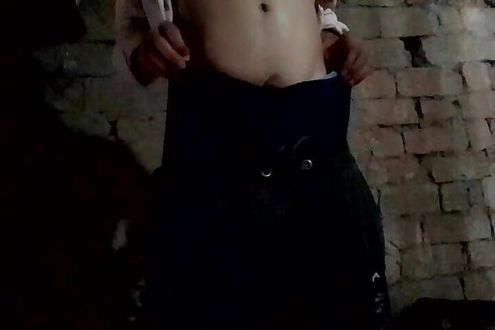 Gangbang straight: Zdroj agentky Lisa z tmavé místnosti