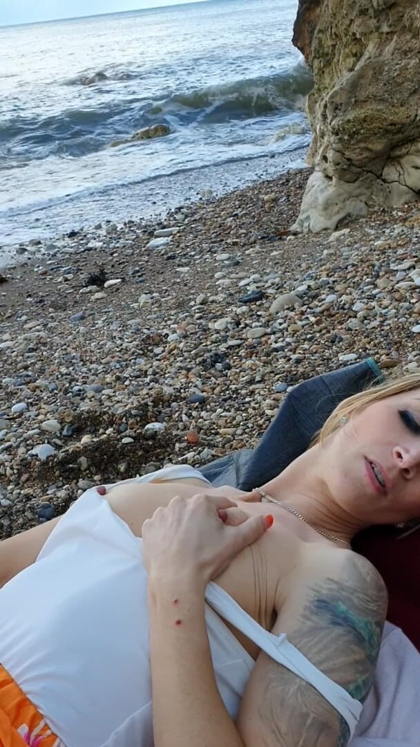 Serenexx: Sahilde azgın hissediyorum, amımı hissediyorum