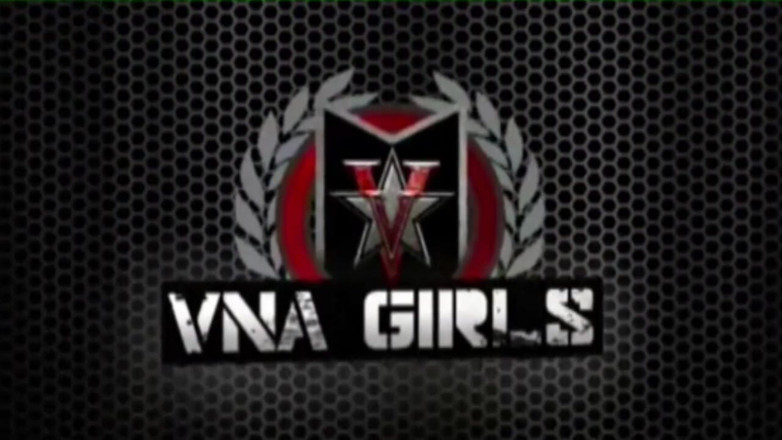 WydeSyde By Sara Jay: Peituda curvilínea madura Sara Jay nos mostra sua rotina de...