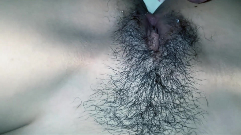 Desi college love: Noční šukání v místnosti