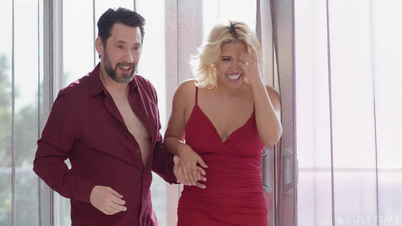 Adult Time: Adult Time - Scarlett Sage, femme sexy excitée, échange son mari avec...