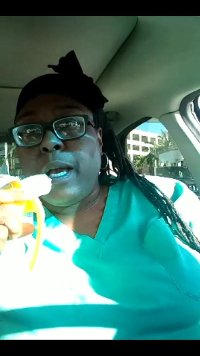 His Queen Suga: Snabb översyn av rosevibratorn