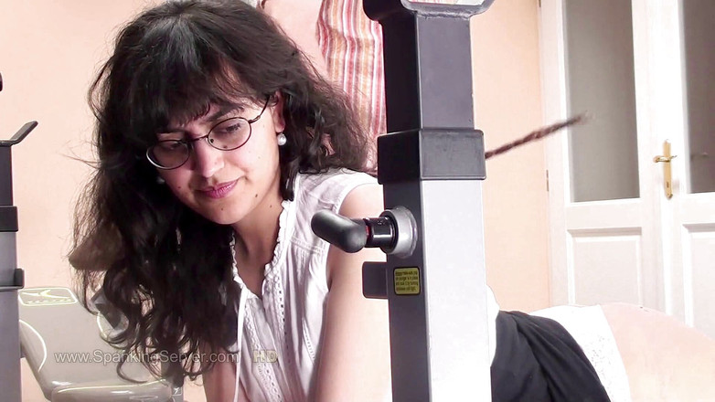 Spanking Server: ヤスミーナバーチ