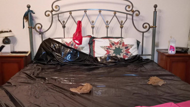 Sissy Cummy Lingerie