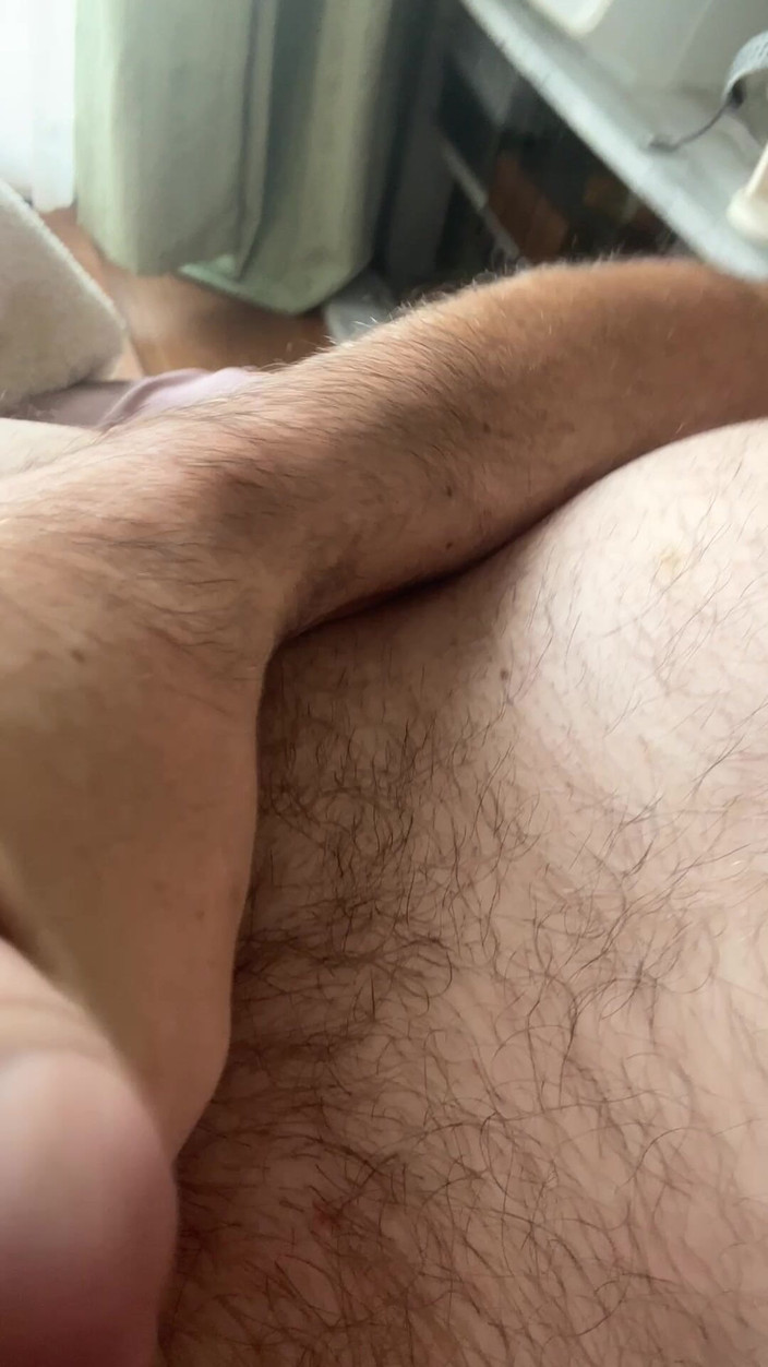 AtomicJerk: सुबह हाथों से चुदाई और वीर्य निकालना