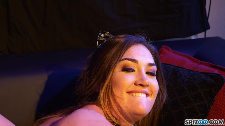 Intimate Lesbians: Lesbian Slave Cage with Kat Monroe and Luna Star