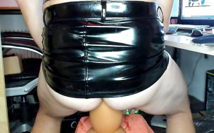 One2chris Gaystuff: New, Thick and Very Long Anal Plug Makes My Anus...