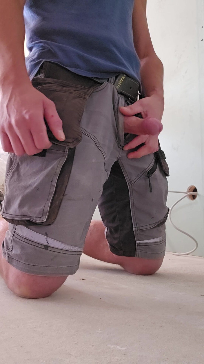 Chris_snoopy_91: 在建筑工地上