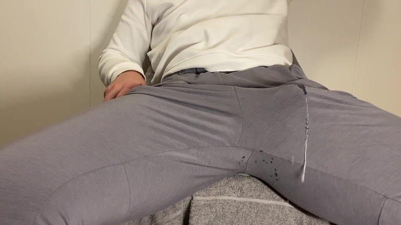 Lucas Nathan King: 巨大なハンズフリーザーメンにズボン