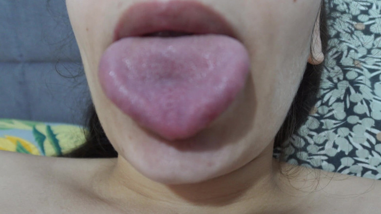 AmayaMori: Brezilyalı üvey kız kardeşim dil fetişi yapıyor ve sonra ağzını ve...