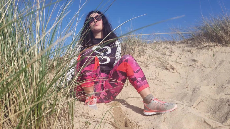 ExpressiaGirl: Sexy ragazza piscia compilation parte 1