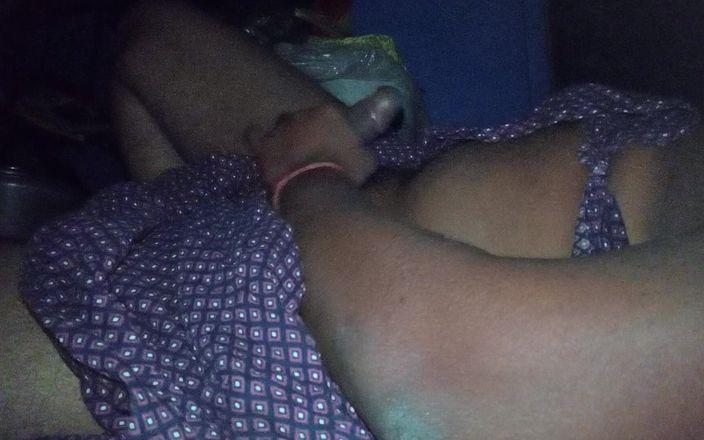 Sweet Indian cock: Futai anal în masturbare singură acasă