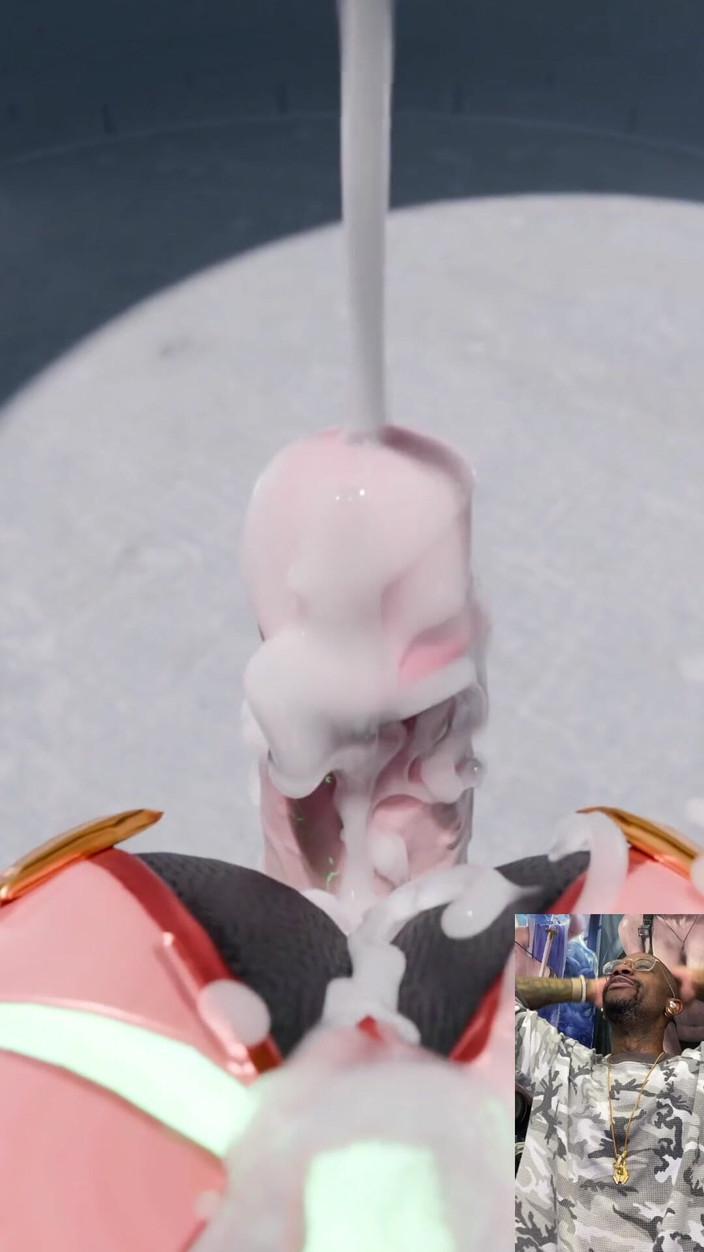 L6RD7BLU3 FUTA: 未来的な巨乳トランスジェンダーは、自分自身にハードコアな射精を止めることができません