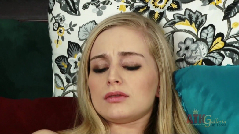 ATKIngdom Fans: Pale-skinned beauty stacie jaxxx loves masturbating