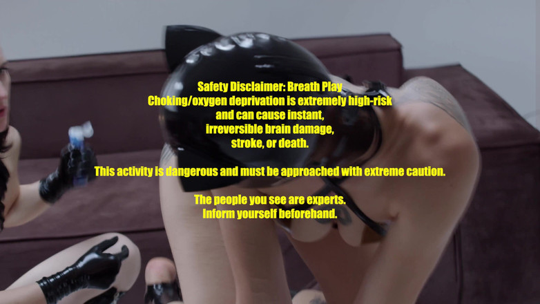 Miss Flora: Bonding mask - fantasía lesbiana dominación de látex, control de la...