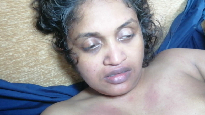 Tina Baby: Memek sempit sekretarisku yang super semok dientot habis-habisan sama kontol...