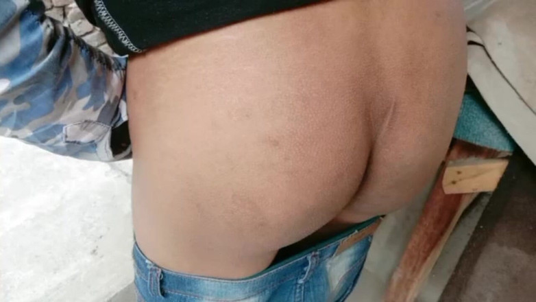 Desiboy gay: Пакистанський дезі чоловік показує дупу