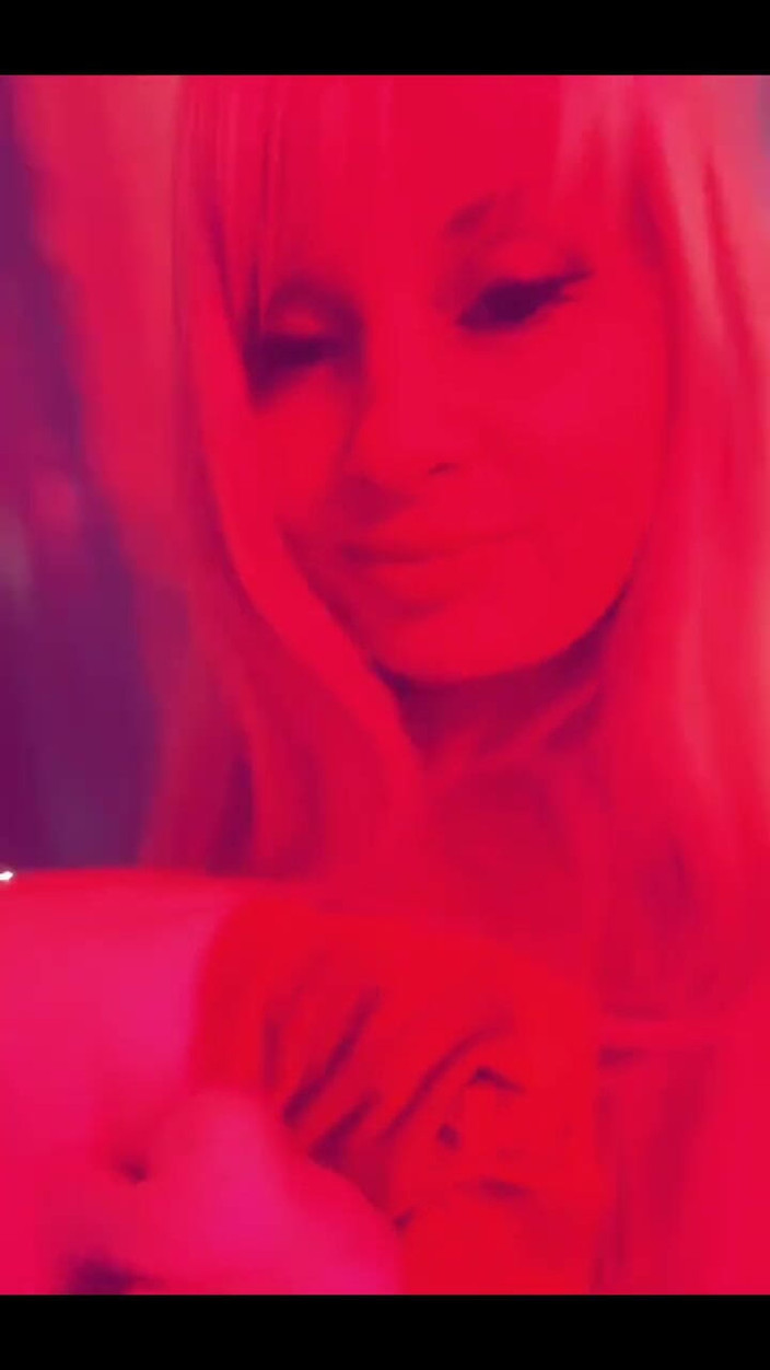 PaintedRose: C’est une journée cinématographique pour « La Saint-Valentin de Noël »