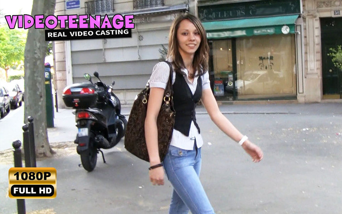 Videoteenage: Leslie yang cantik berusia 18 tahun melakukan lakonan pertamanya dalam keadaan...