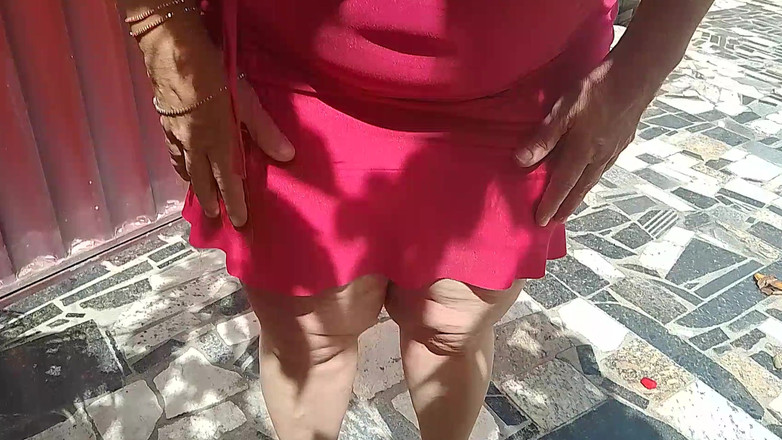 UtopianHumor507: Isteri yang memerlukan yang gila dan suaminya hanya berfikir tentang...