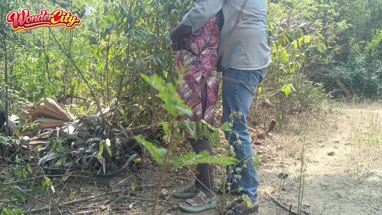 Magilmathi: Linda chica con forrest sucedió inesperado romance caliente