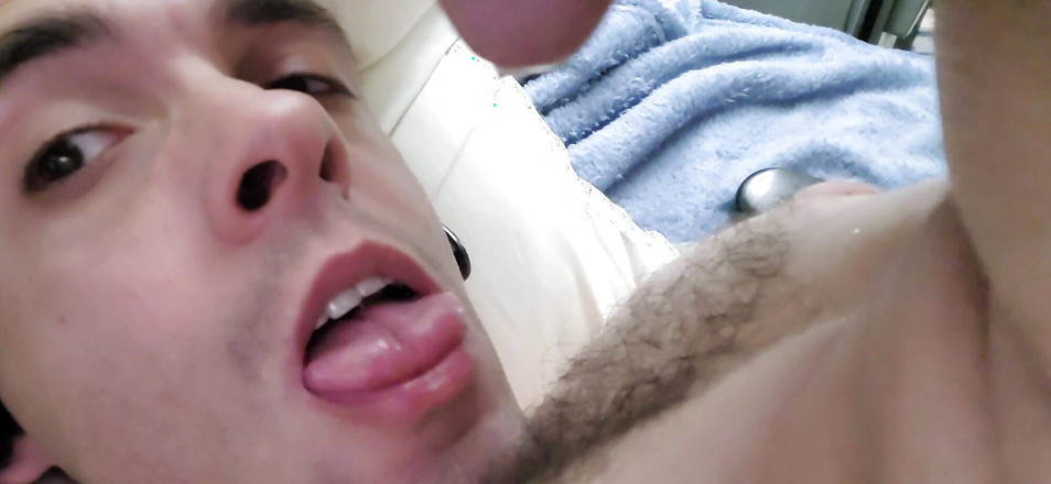 Kinkyboymilk: 天哪，射精吞精