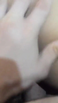 빨간 자지를 빨아먹는 귀여운 여친