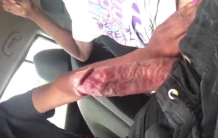 Fancydesire77: Cô felicia muốn được cưỡi và đút cu vào miệng cô ấy