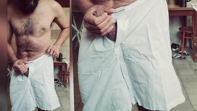 Stink HairyMale: Pijama putih, kuning sperma