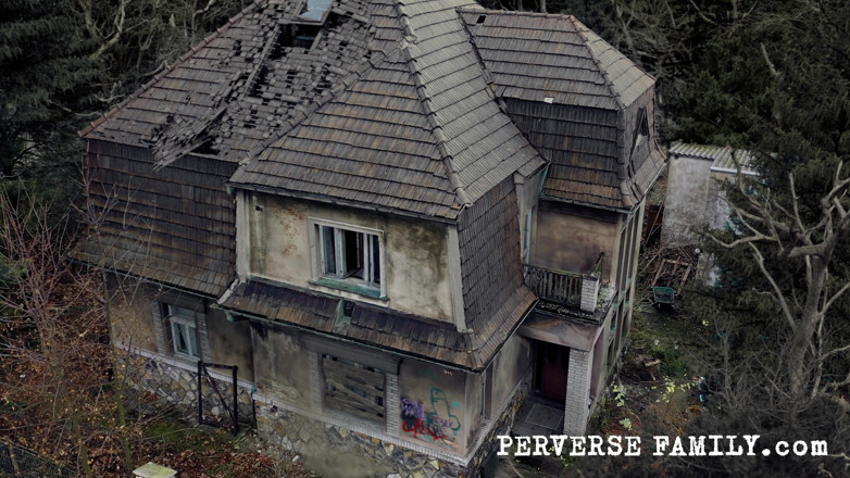Perverse Family: Perverse Family 30.2 (season 3) Welcome Kinky Toast