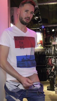 Cock Service