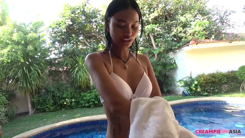 Creampie In Asia: I went to a villa with private pool in 2 days / 1...