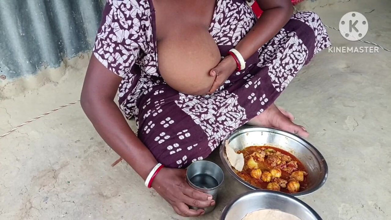 Chmeli1: Desi Bhabhi Ate Roti s kuřetem a bavila se